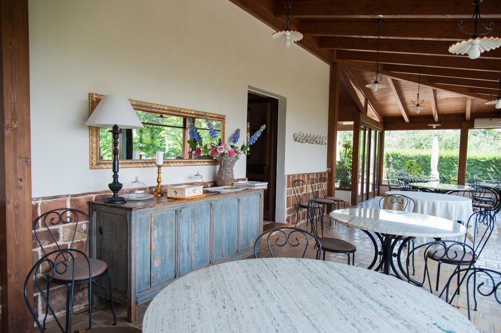 Вілла Agriturismo La Solagna Montebello di Bertona Екстер'єр фото